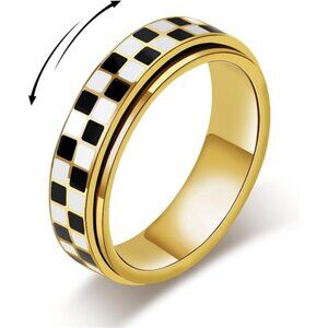 ♟️ Black & White Chessboard Spinner Ring